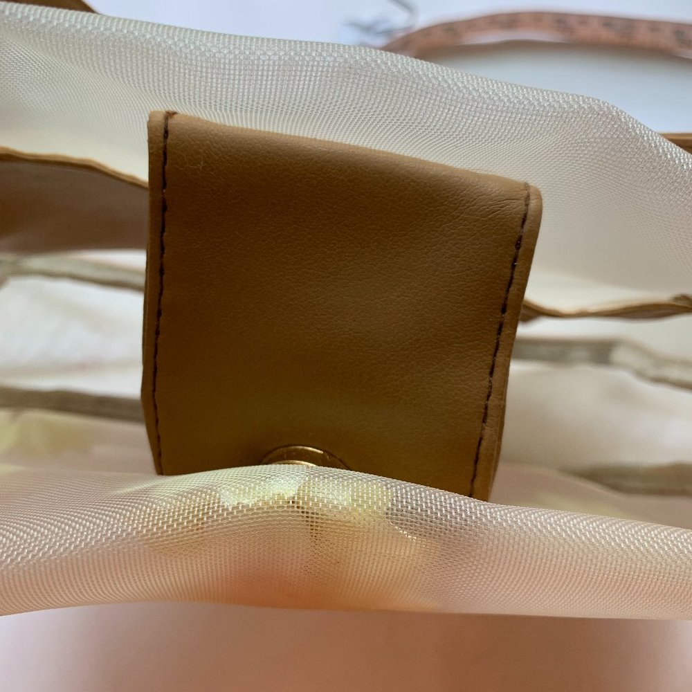 Ceasar’s Entertainment Unique Daisy Small Tote Bag Handbag - Picture 4 of 10